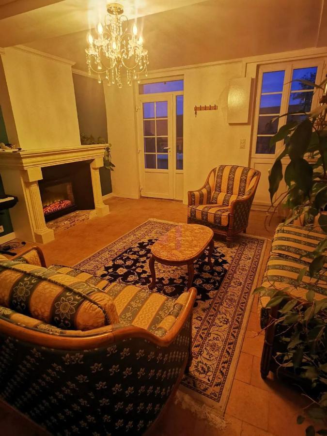 Naveil La Montrieuse, Chambre Individuelle Avec Sauna Et Baignoire Spa المظهر الخارجي الصورة